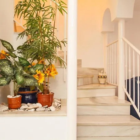 Fuer 4 Personen Ca 90 Qm In Nerja, Andalusien Costa Del Sol Vakantiehuis *